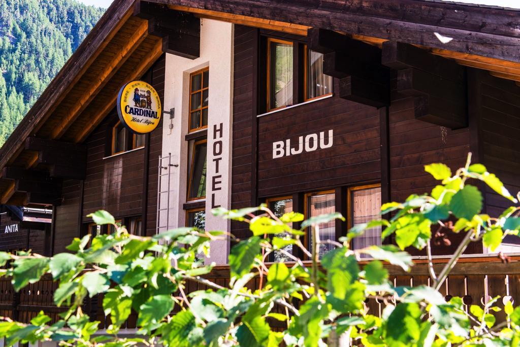 Bijou Acomodação com café da manhã  3*